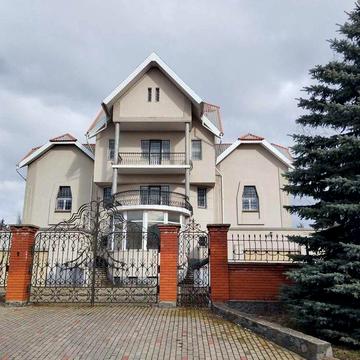Дом с бассейном, Победа-6 продам