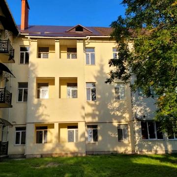 Продається 2х кімнатна квартира в Берегово