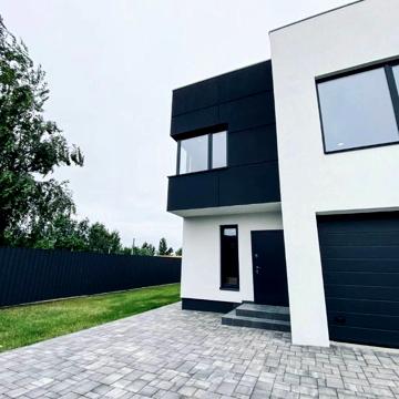 Продаж котеджу з гаражем Лапаївка. Зимноводівська ОТГ.