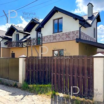 Продаж будинку Конопниця, розглядаємо єОселя