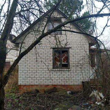 Продам дачу ( ходит очень много маршруток) Время от ЗАЗА 7 мин.