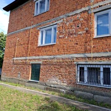 Берегове будинок продам великий 3 пов. НОВИЙ