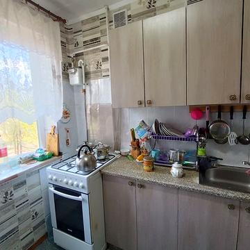 Продам 2-х ком.квартиру на Юбилейной.