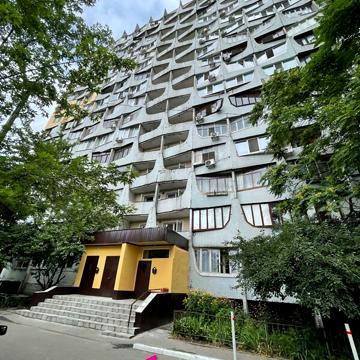 Продаж 3к Квартира вул. Добровольців