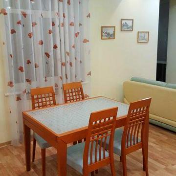 Кввартира 151м2. Правди,27