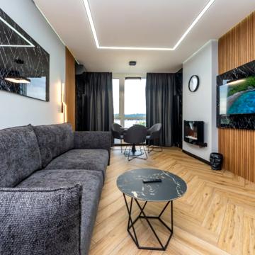 Premium onebedroom Jaccuzi fireplace