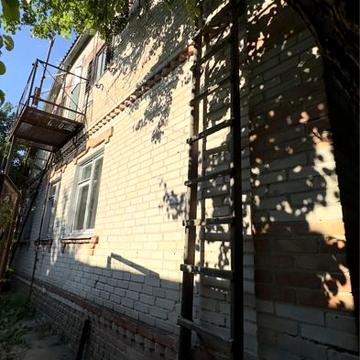 Продам будинок м. Валки
