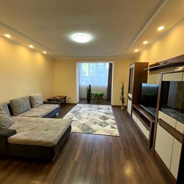 Продаж 3к Квартира Дорошенка П. Гетьмана вулиця