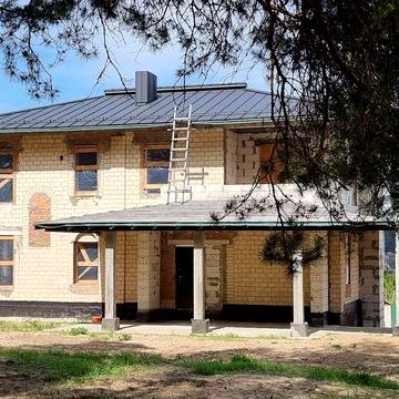 Продаж будинку на межі Пуща Водиці та Горенки, вихід у розкішний ліс