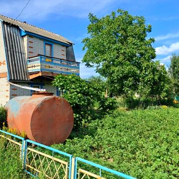 Продам дачу. Документи на землю і будинок.