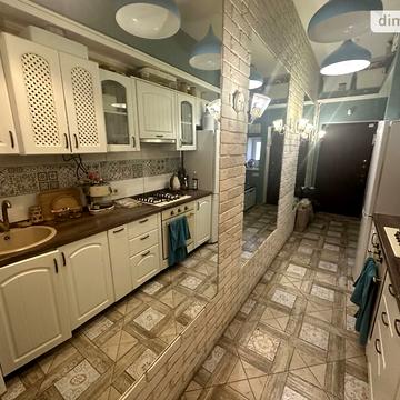 Продаж 2к Квартира Богдана Хмельницького вулиця