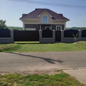 Продається заміський будинок с Гусачівка