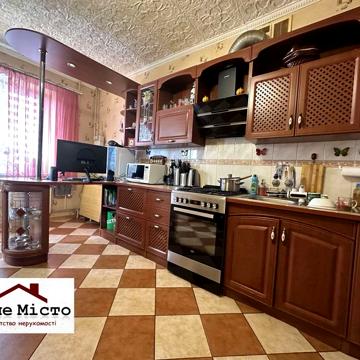 Продаж 2-кв вул.Головатого  68 кв.м РЕМОНТ  м.Бориспіль ЖК ЛЕЛЕКА