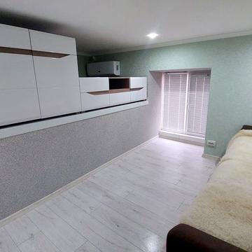 Продам 1-кімнатну квартиру. Вул.Київська,8.