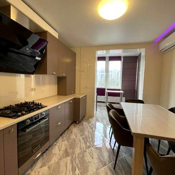 Продам  Квартиру  43 м2 Центр Ірпінь