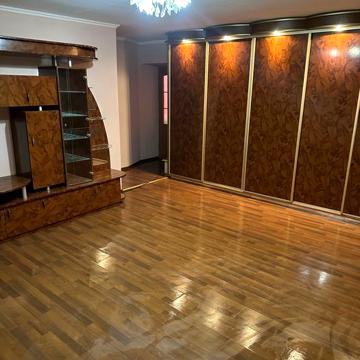 Продаж 3 кімнатної квартири в м.Дубляни по вул.Шевченка від власника