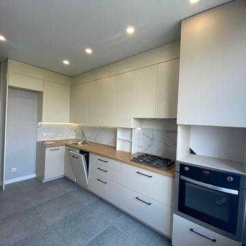 Укомплектована 1-к, можна у Єоселя 2% оформлення