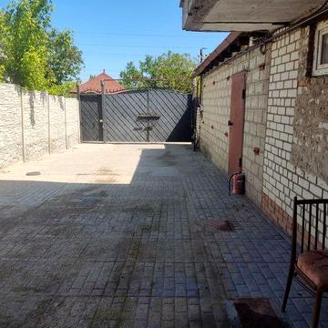 Продам 2-х поверховий будинок