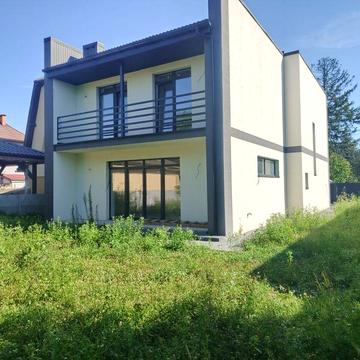 Терміново!Будинок в топовій локації біля Міського озера!