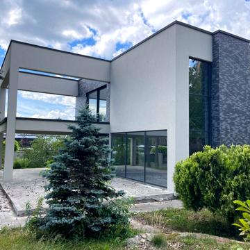 Продаж котеджу 445 м2 в елітному комплексі 7 км от Киева