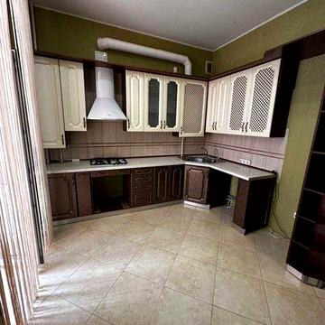 НАЙДЕШЕВША 2к квартира з хорошим ремонтом Гречани 68м2 кухня 19.2