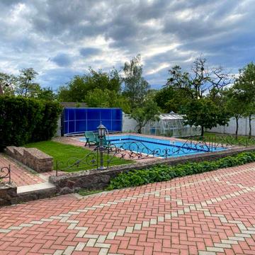 Без%Продажа дома с.Кийлов 300м ремонт, бассейн