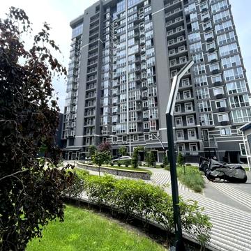 Продаж 2к Квартира бул. Леоніда Бірюкова ЖК Гранд Бурже
