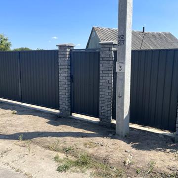 Продам будинок в мальовничому місці з ділянкою 23 сотки