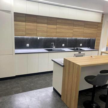 Продаж котеджу 250 м2 з ремонтом