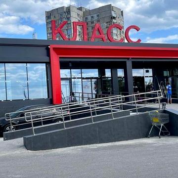 Сдам просторную квартиру не далеко от метро Героев Труда