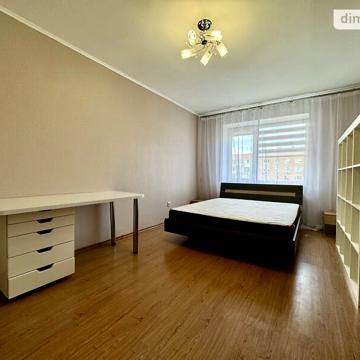 Продажа 2к квартира Небесної Сотні вулиця