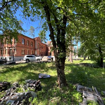 Продажа .Таценки, Домовлодения 280 соток леса, выход в реку Стугна.
