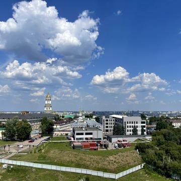 Лейпцизька вул., 13а