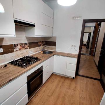 Продам 3 кімнатну квартиру по вул. Бульвар Вінтера