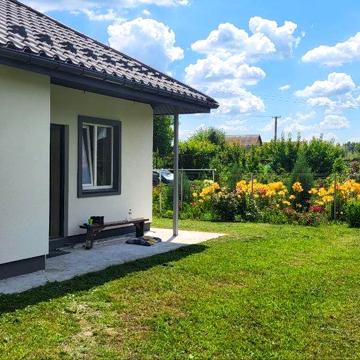 Будинок з земельною ділянкою в садовому товаристві