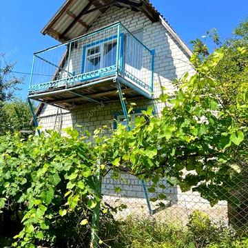 Просторий дачний будинок в Гавронцях!