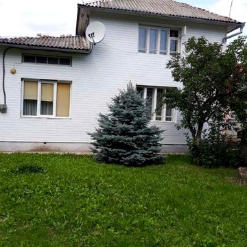 Продається 1/2 будинку з усіма умовами Карпати будинок