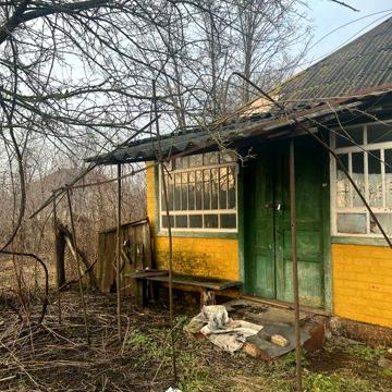 Будинок. Хата. Двір
