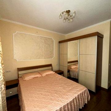 Продається квартира