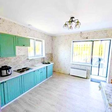 Продам будинок с.Осиково. Мансарда,колодязь,ділянка 13,5 соток