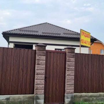 Долгосрочная аренда 1 єт.  дома 95 кв.м. в с.Осещина,6 сотки земли
