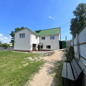 Підгірна вул., 1