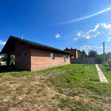 Продам будинок новобуд у центрі Високого, курортне місце.