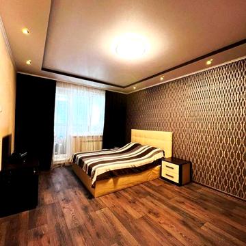 Продам квартиру в п. Песочин в 5 км. от метро Холодная Гора