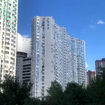 Продам 2 кімнатну квартиру, Осокорки, вул. Чавдар Єлізавети 13