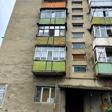 Продається 1 кімнатна квартира в смт. Тересва