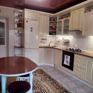 Продам 3 кімнатну квартиру в престижному районі Луцька