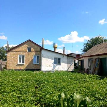 Продається будинок в м. Бобровиця