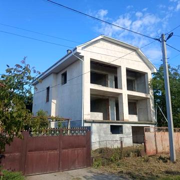 ПРОДАЖ незавершеного 3-х поверх будинку 400 кв.м. 2000х років забудови