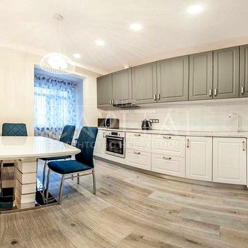 Продажа квартиры, Новая Англия, ул. Максимовича, Голосеевский р-н ЖК Нова Англія